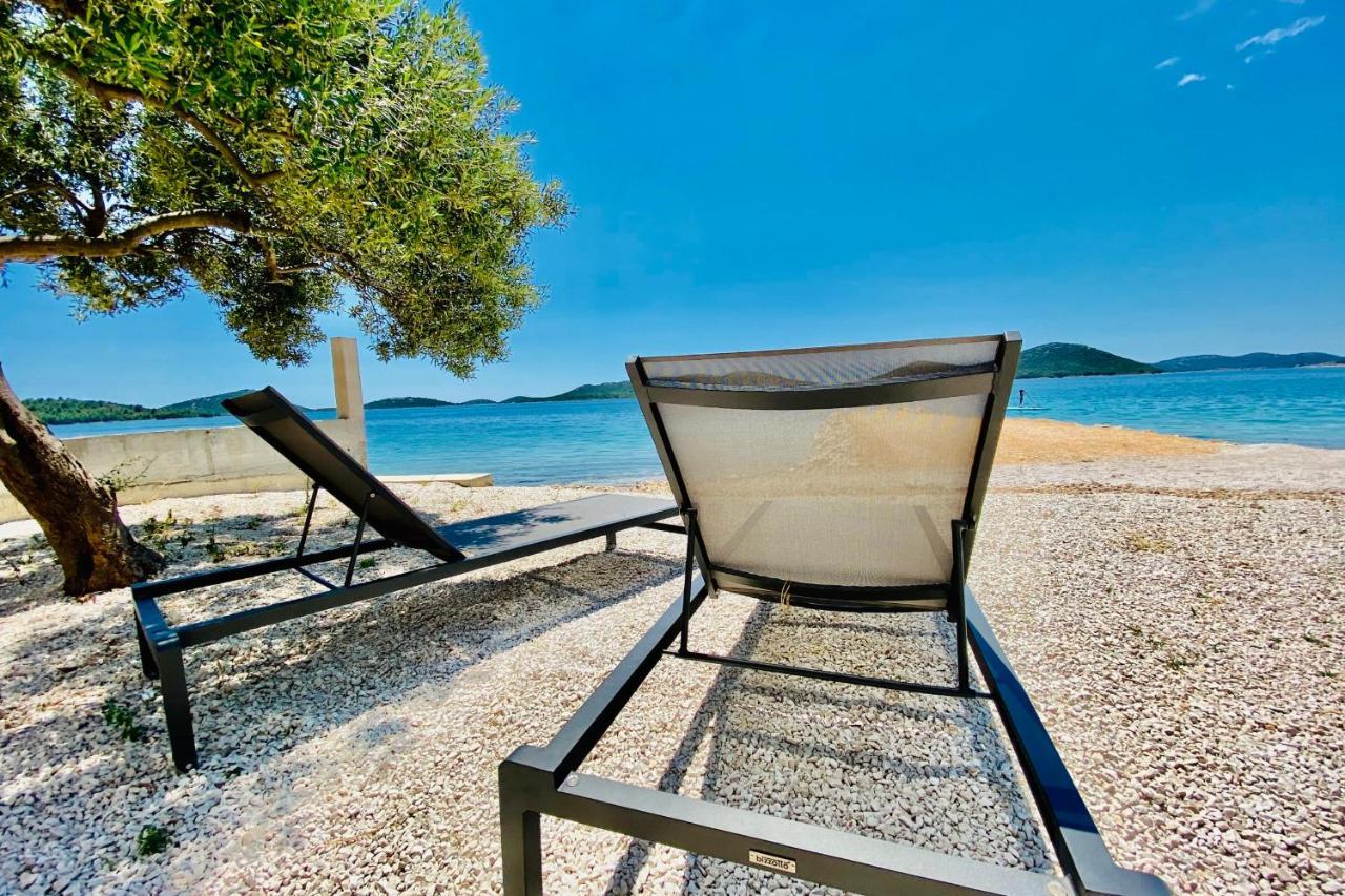 Buqez Eco Resort - Beach Villa 28 - Directly By Beach Drage Exterior foto